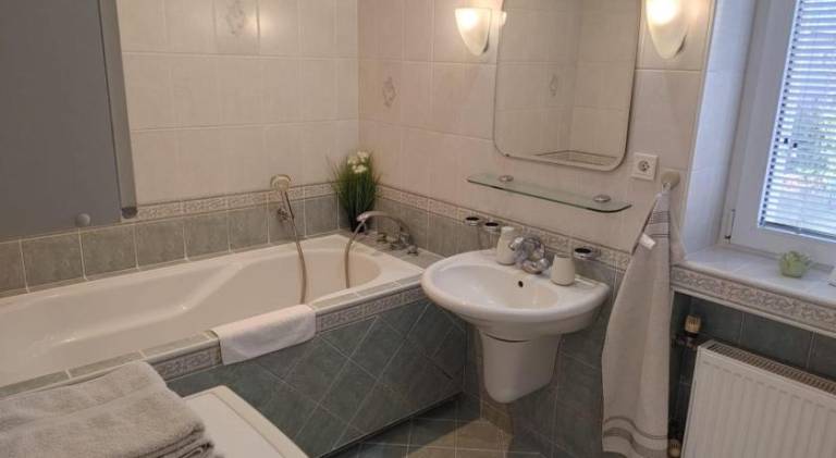 Holiday apartment with 1 room for 5 persons — photo 2