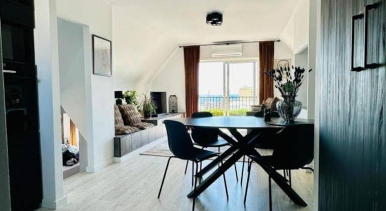 Wonderful apartment with private pool & patio | Next to the beach | Perfect for remote work | Pets are welcome — photo 3