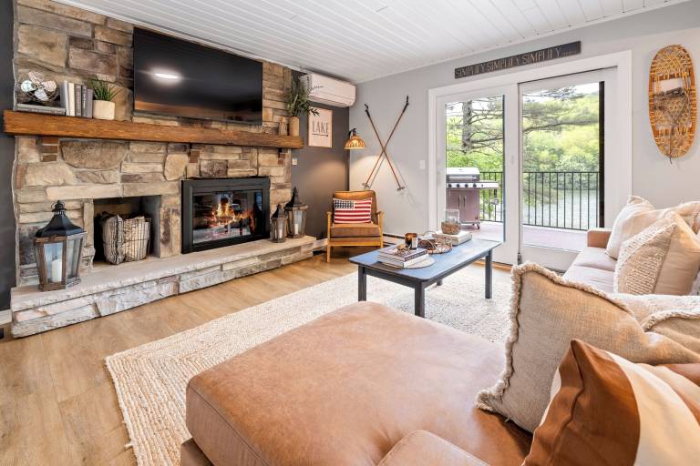 Cabin  Newbury