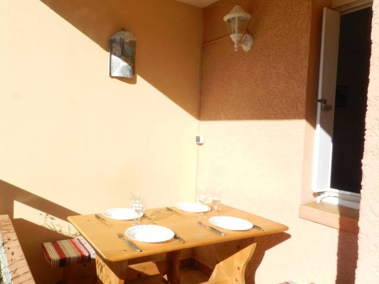 Holiday apartment with 1 room for 4 persons — photo 2