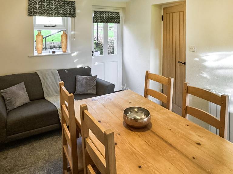 Children-friendly cottage with garden & barbeque | Dogs allowed — photo 4