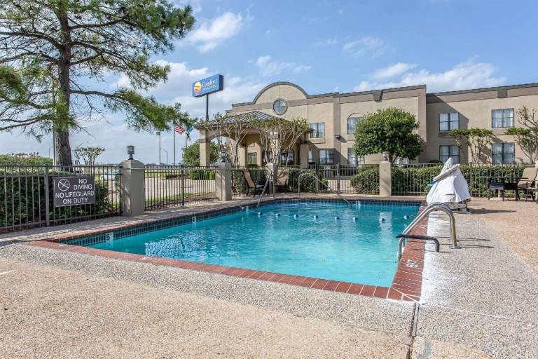 Quality Inn & Suites Durant — photo 3