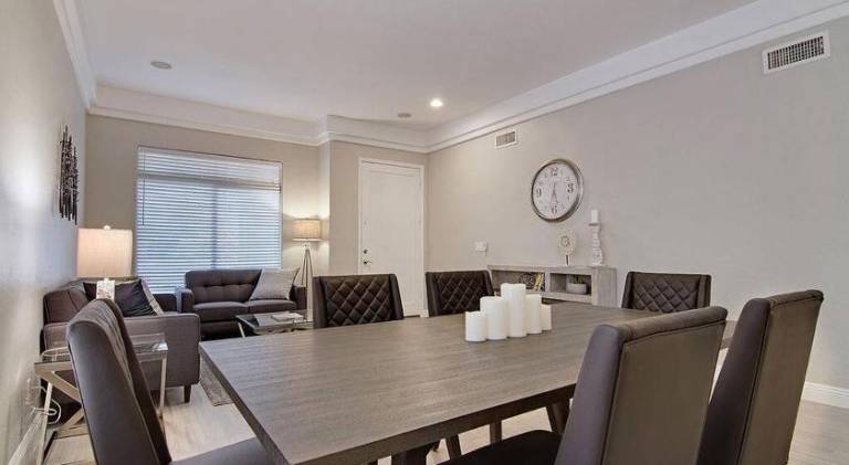 Fully equipped house with patio, yard & private pool | Perfect for remote work | Pets are welcome — photo 3