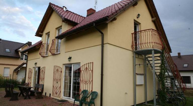 Apartment with yard, patio & grill | Close to the beach | Dogs allowed — photo 4