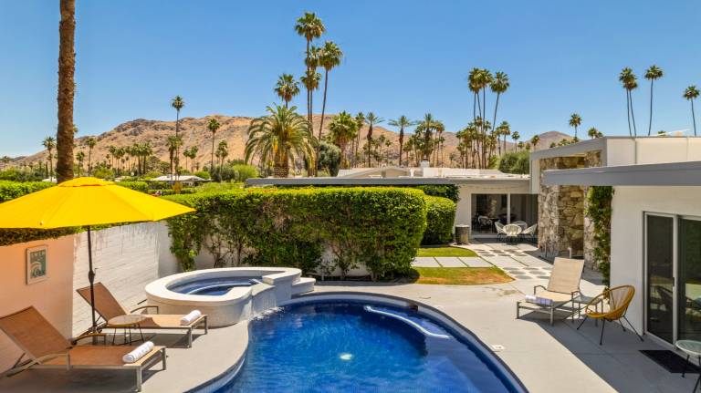 Child-friendly lovely house with barbeque, jacuzzi & private pool | Mountain view | Good for workation | Dogs allowed — photo 4
