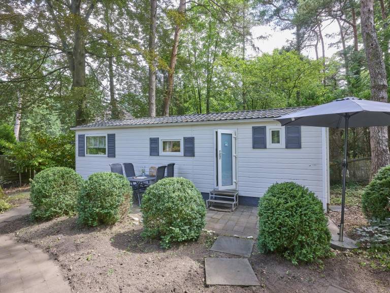 Schönes Ferienchalet mit verspieltem Garten