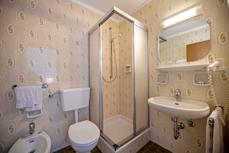 134E Alara Rooms — photo 5