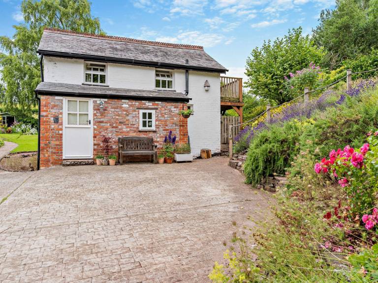 Cottage  Talybont-on-Usk