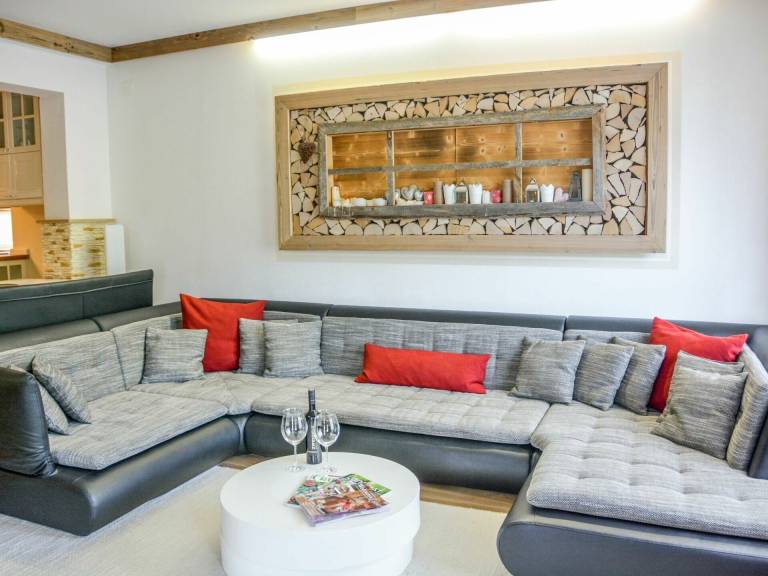 Ferienwohnung  Zams