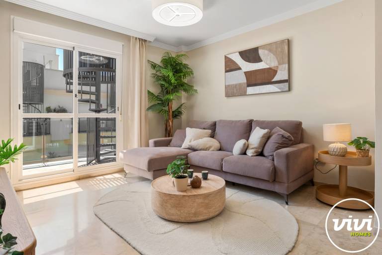 Rental apartment with hot tub, terrace & garden | City view — photo 4