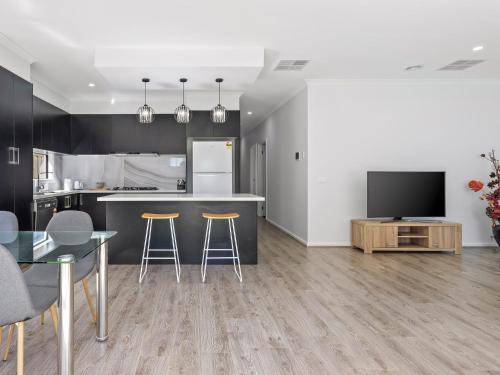 House Sunbury