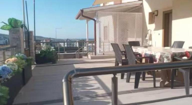 Villa with yard, private pool & patio | Good for workation — photo 4