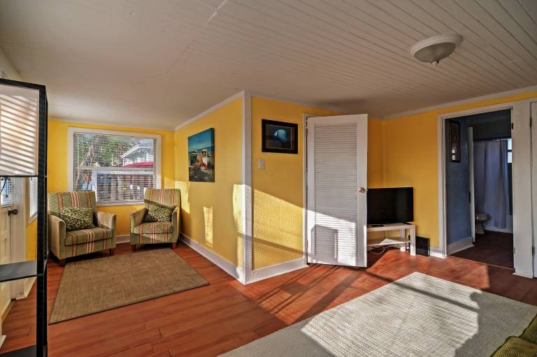 Treasure Island Cottage, Near Boardwalk & Beach! — photo 5