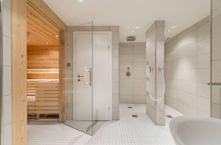 Holiday apartment with pool & sauna — photo 4