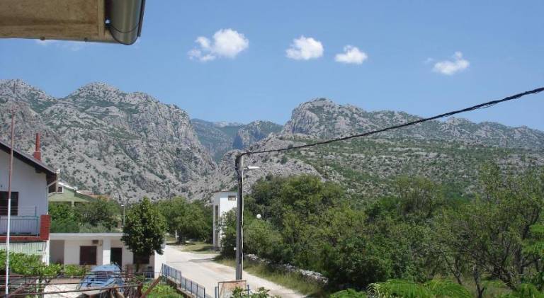 Apartments CICO Starigrad Paklenica in Starigrad