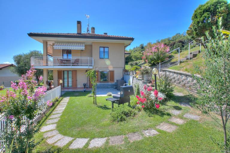 Ferienwohnung  Laveno-Mombello