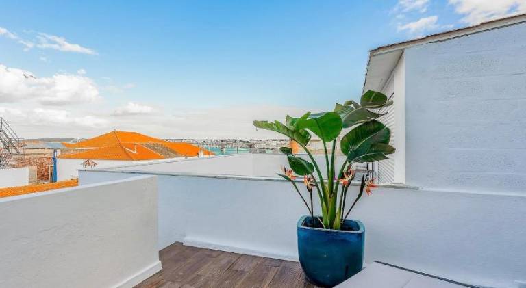 Fully equipped vacation home with patio | Good for workation | Dogs allowed — photo 3
