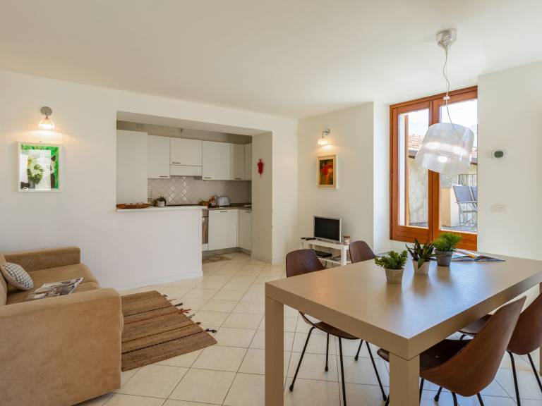 Apartment with garden & terrace | Mountain view — photo 4