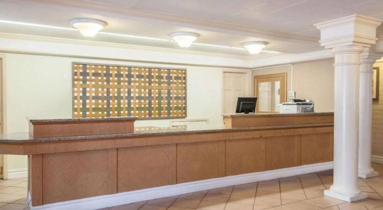 La Quinta Inn by Wyndham New Orleans West Bank / Gretna — photo 4