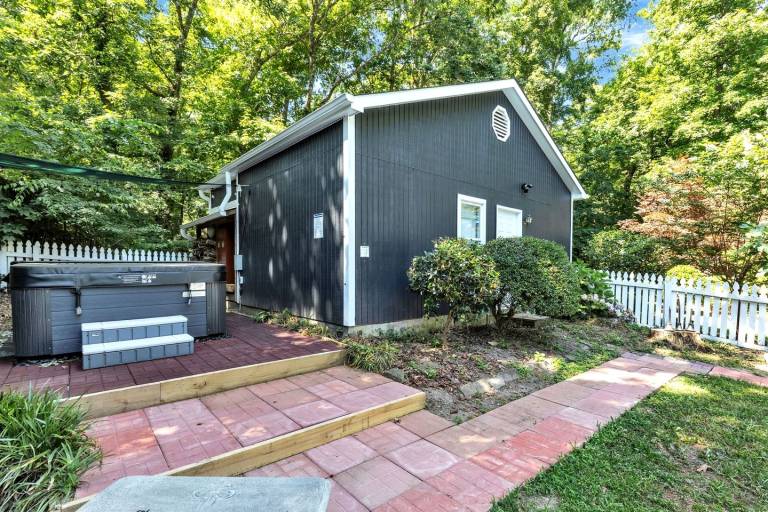 House Chapel Hill