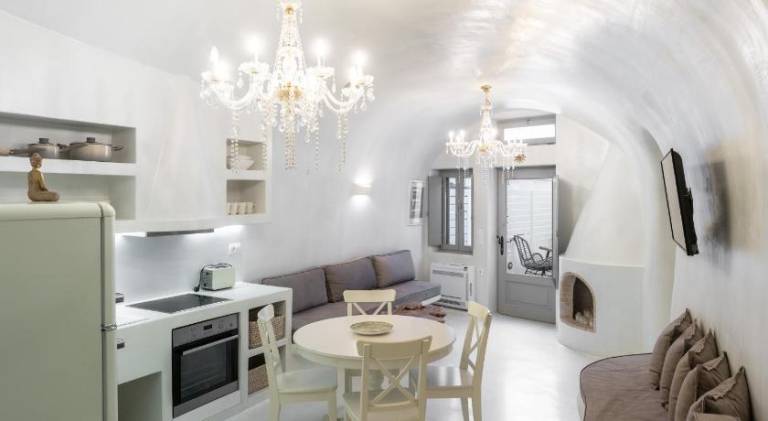 Villa with hot tub & terrace | Dogs allowed — photo 3