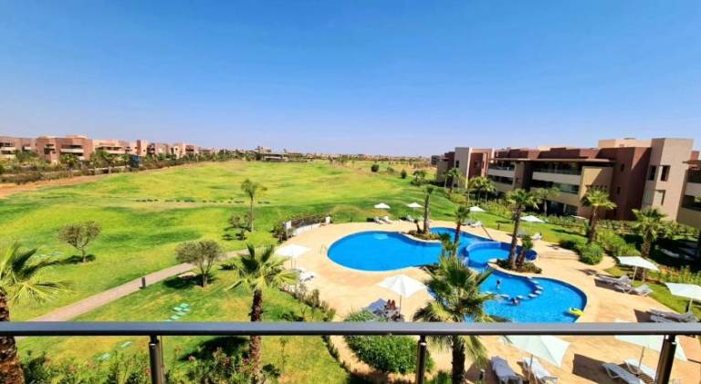 Holiday apartment with pool & patio | Good for workation | Pets allowed — photo 3