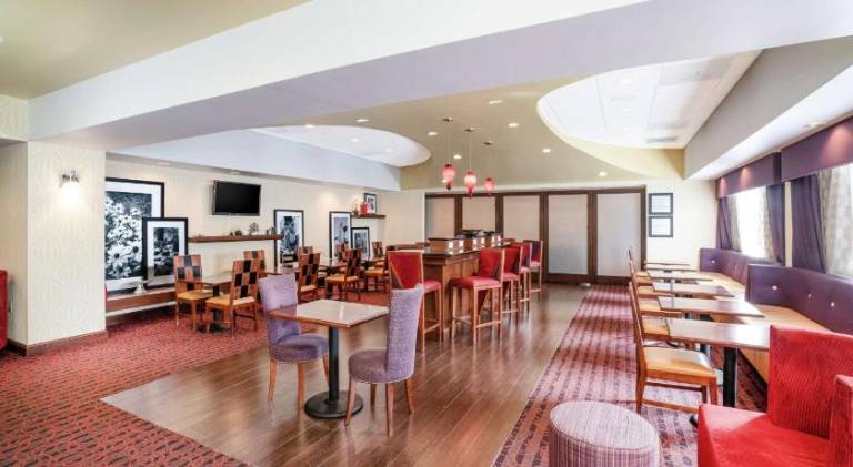 Hampton Inn Richmond - Airport — photo 2