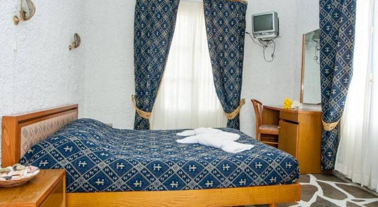 Manousos' Rooms — photo 2
