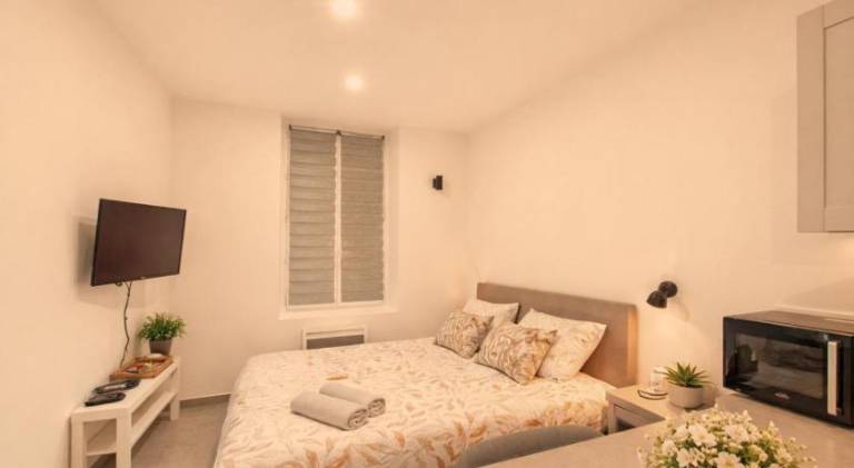 Rental apartment with 1 room for 2 persons in Olivet