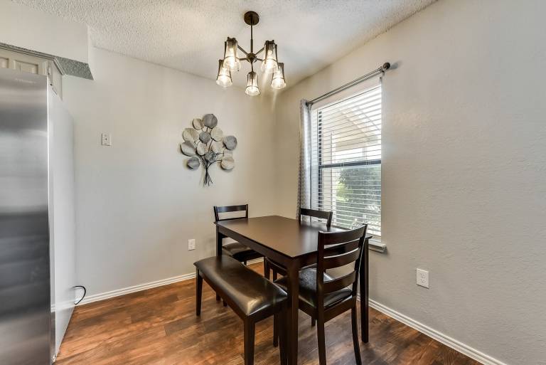 I45 –World Cup Stay - 18 min to AT&T - Sleeps 2 - Public Transit — photo 4