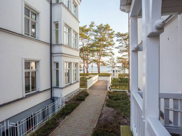 Ferienwohnung mit 2 Schlafzimmern und Balkon — photo 2