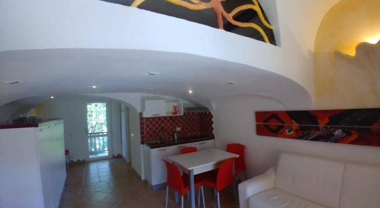 Rental apartment with pool — photo 3