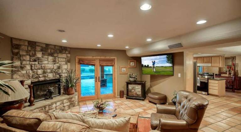 Vacation home with private pool, barbecue & jacuzzi | Suitable for remote work — photo 4