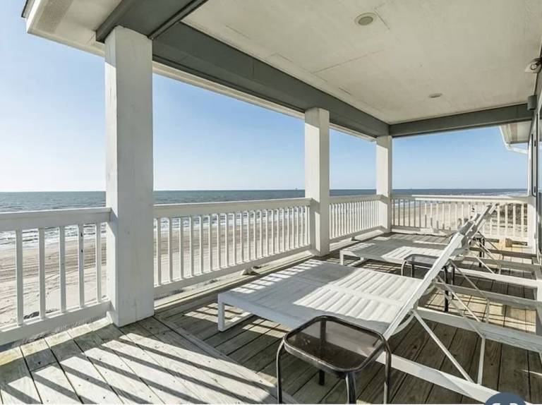 House Crystal Beach