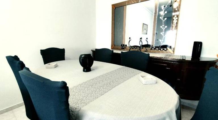 Holiday apartment with patio — photo 4