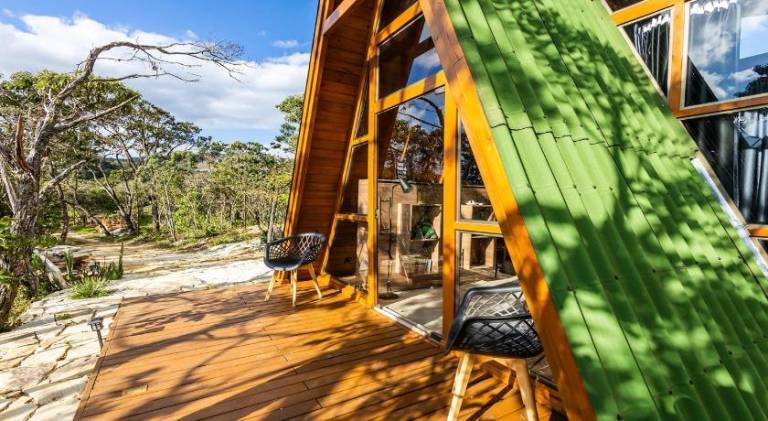 Nice lodge with hot tub & yard | Pet-friendly — photo 3