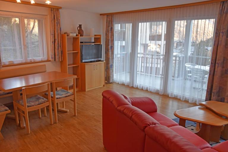 Ferienwohnung mit Hund in Saas-Fee f&uuml;r max. 4 Personen