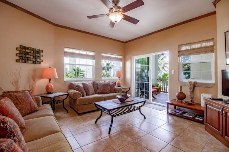 Condo San Pedro