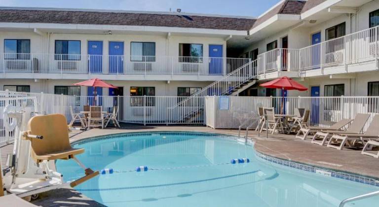 Motel 6 Salem, OR — photo 2