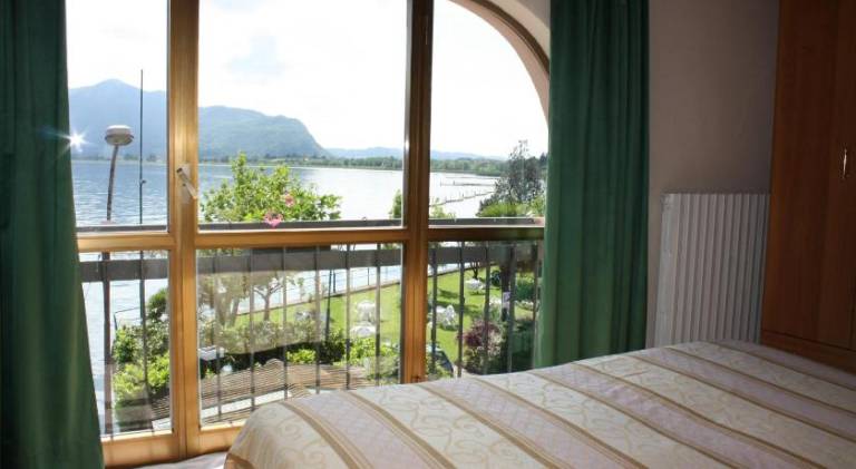 Albergo Ristorante Punta Dell'Est — photo 3