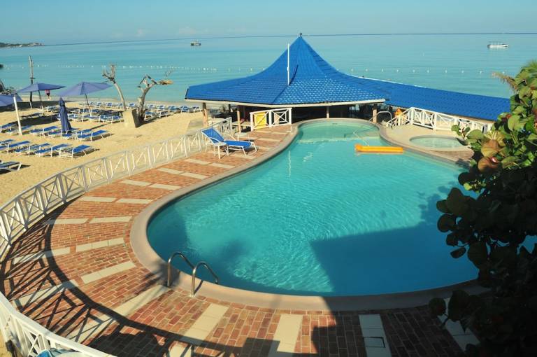 Resort  Negril
