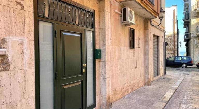 Rental apartment with 2 rooms for 4 persons in Trani