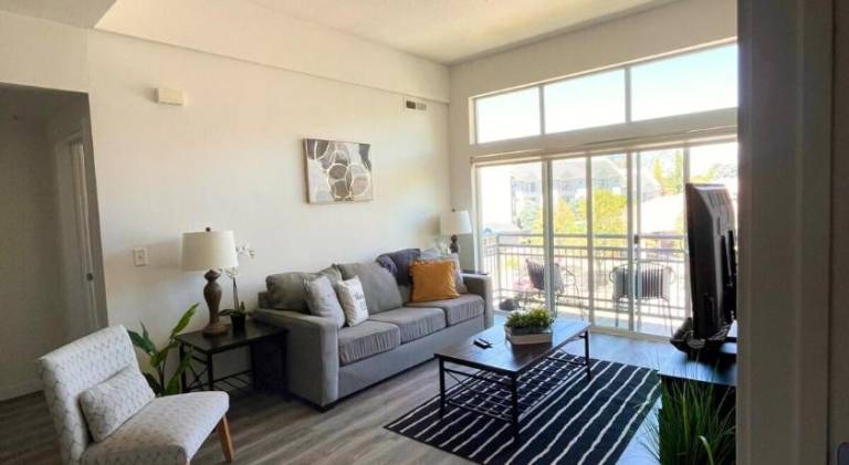 Lovely rental apartment with pool | Pets allowed in Salt