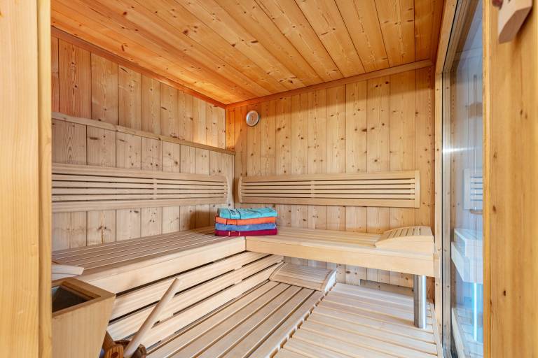 Fully equipped holiday apartment with terrace, yard & sauna | Garden view | Ski nearby | Dogs allowed — photo 2