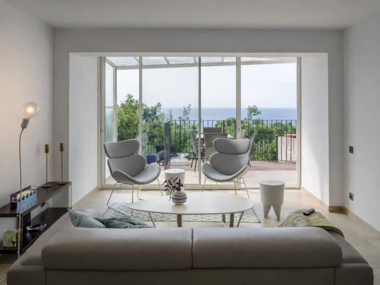 Villa with 2 rooms for 4 persons in Tossa de Mar