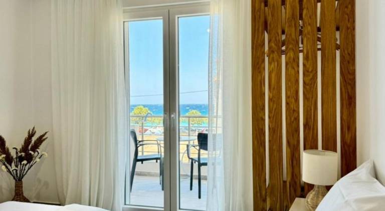 Irini Seaside Luxury Apartments in Kymi-Aliveri