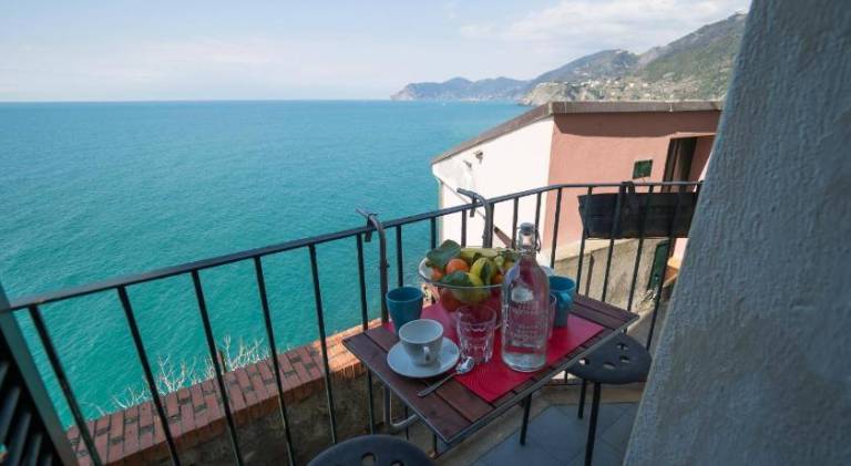 Apartment with 2 rooms for 5 persons — photo 3