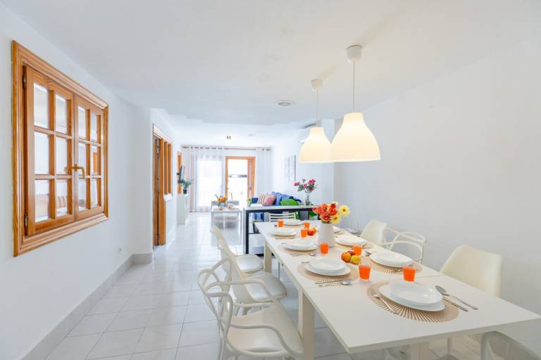 Rental apartment with garden & terrace | Sea view — photo 3