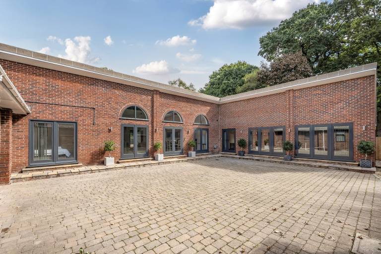 Landhaus  Bournemouth