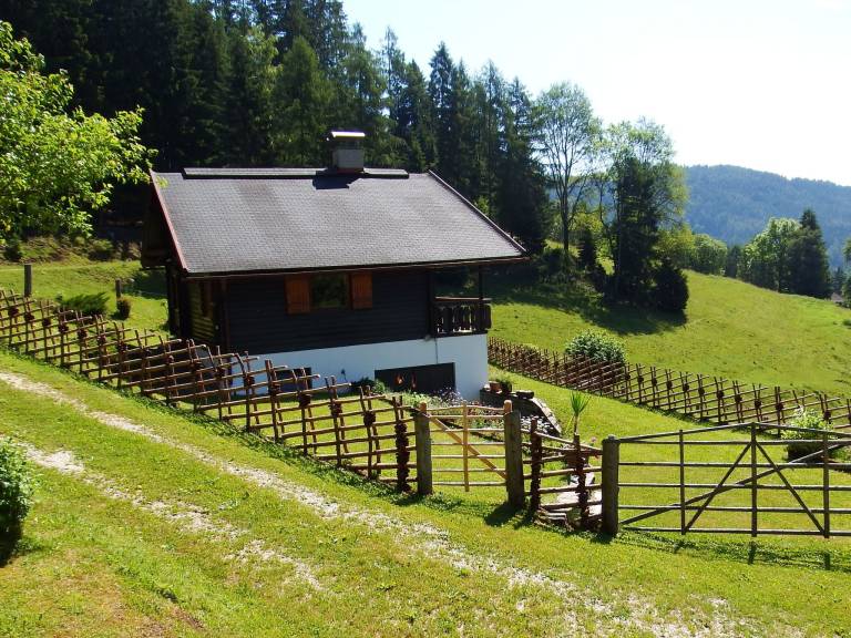 Vacation home with garden & BBQ | Nature view — photo 2